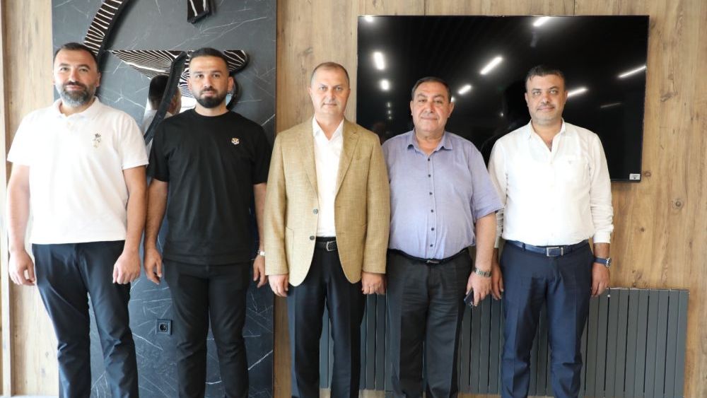 Yumurta Üreticileri Birliği’nde bayrak değişimi! Kenan Uygur dönemi