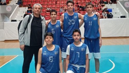 GKV’nin Namağlup Şampiyon Takımı Türkiye Finallerinde