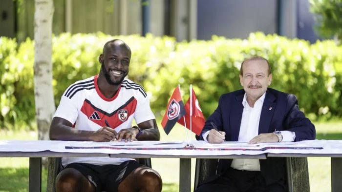 Gaziantep FK’da Ulrich Meleke imzaladı