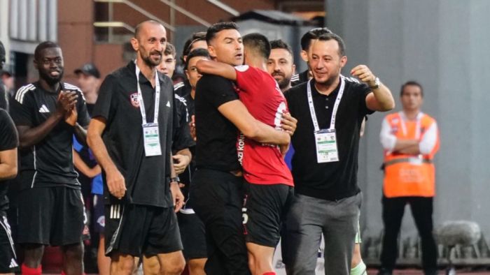 Gaziantep FK, Burak Yılmaz ile kazanıyor 2-3