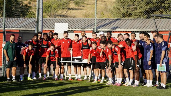 Gaziantep FK’da Kulasin’e sürpriz yapıldı