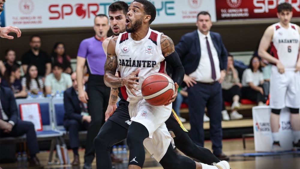 Gaziantep Basketbol’dan buraya kadar 74-91