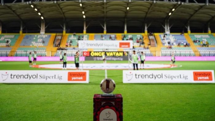Süper Lig'de şampiyonluk ve düşme hattında düğüm çözülüyor!