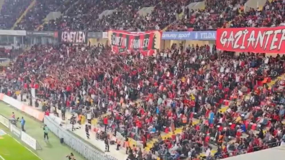 Özlenen Gaziantep bu… Tribünler tıklım tıklım