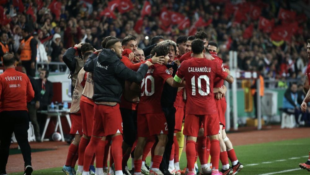 Harikasınız Bizim Çocuklar! Bekle bizi Almanya