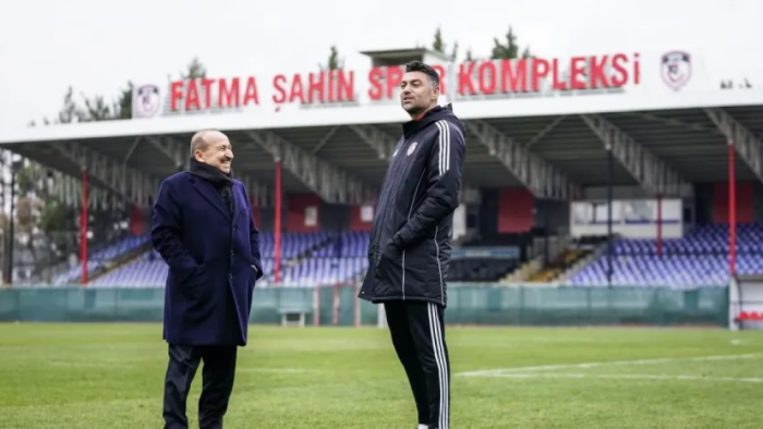 Burak Yılmaz : Gaziantep’te siyaset çok fazla