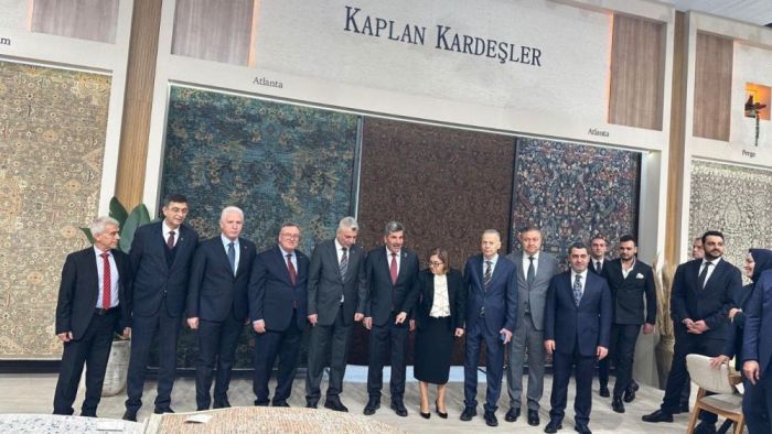 İstanbulda Halı Fuarı'nın gözdesi Kaplan Kardeşler oldu