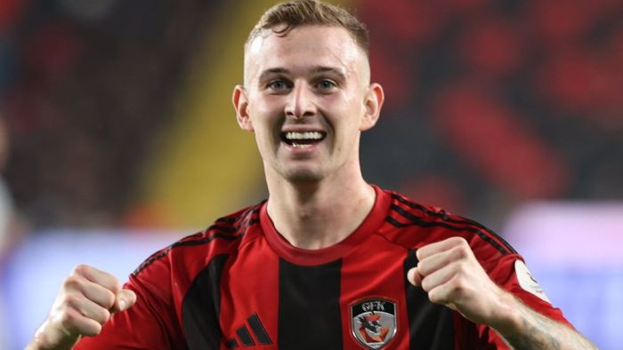 Kacper Kozlowski'ye Beşiktaş kancası