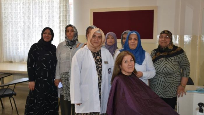 Şahinbeyli kadınlar meslek öğreniyor