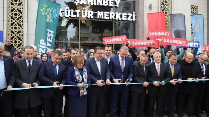 Şahinbey Belediyesi'nden Nizip'e Kültür Merkezi