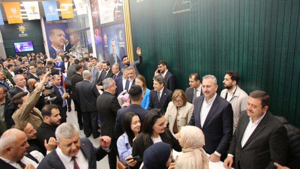 Ak Parti Gaziantep'te bayram tadında buluşma