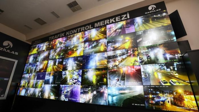 Gaziantep Büyükşehir, kar yağışına yönelik tüm aşamalarda sahada