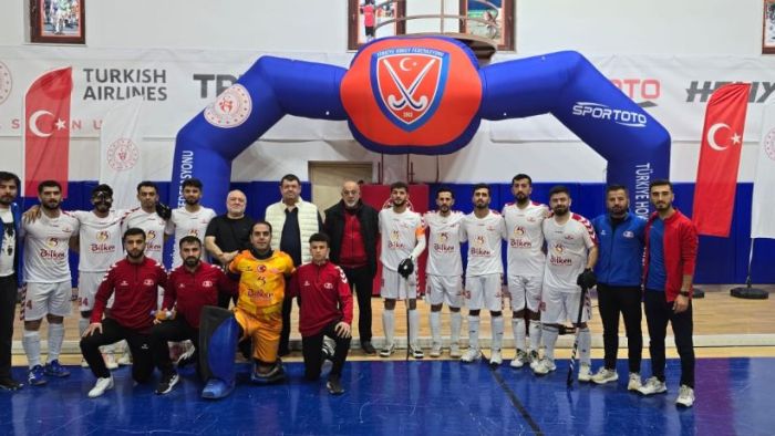 Hokeyde Volkan Group fırtınası sürüyor