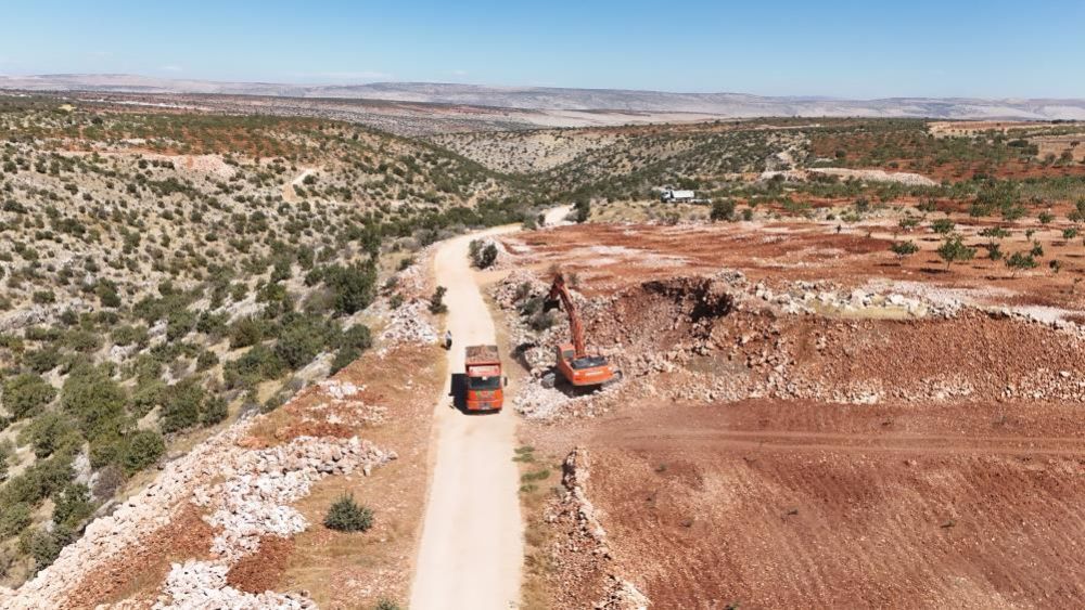 Şehitkamil'den Kabasakız'a yeni arazi yolları