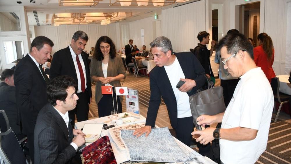 Gaziantepli halıcılar Japonya temaslarına Osaka’da başladı