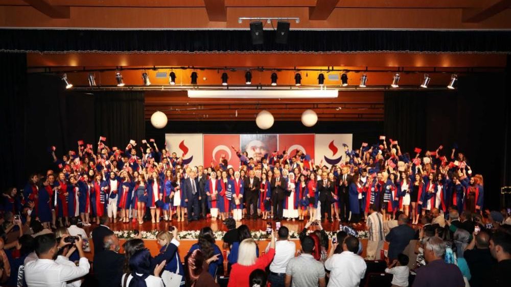 SANKO Üniversitesi'nde mezuniyet coşkusu