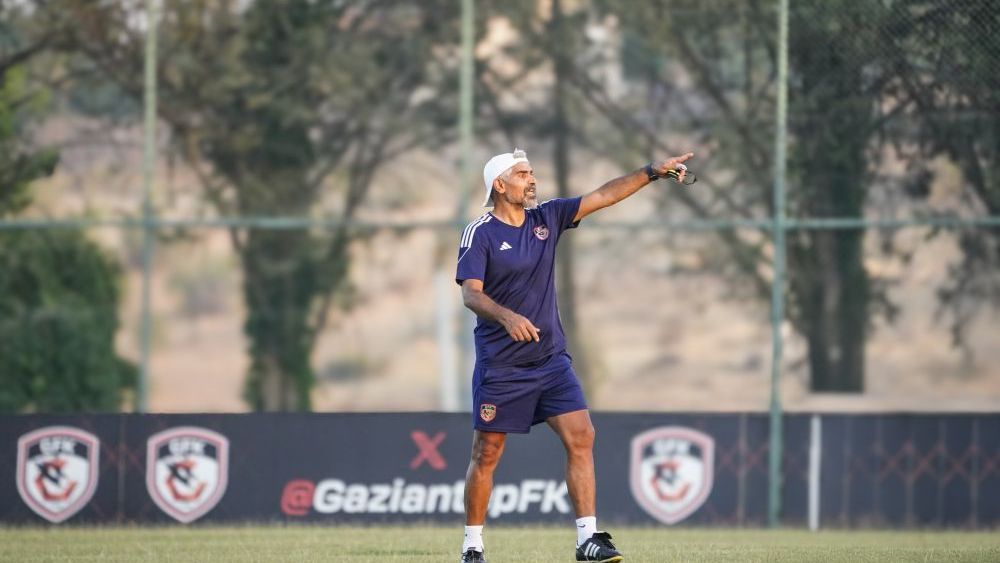 Gaziantep FK'nın hocası İsmet Taşdemir'in hedefi nedir?